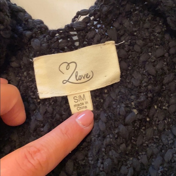 Like new! Black cardigan - Picture 4 of 4